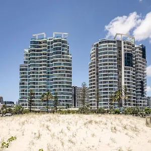 https://reflection-tower-two.hotelsbyronbayaustralia.com