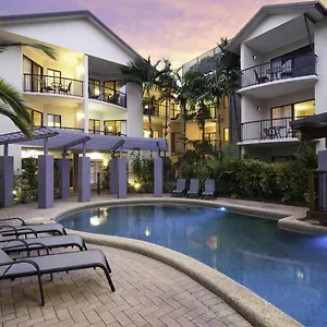 https://bay-villas-resort.cairnshotels4all.com